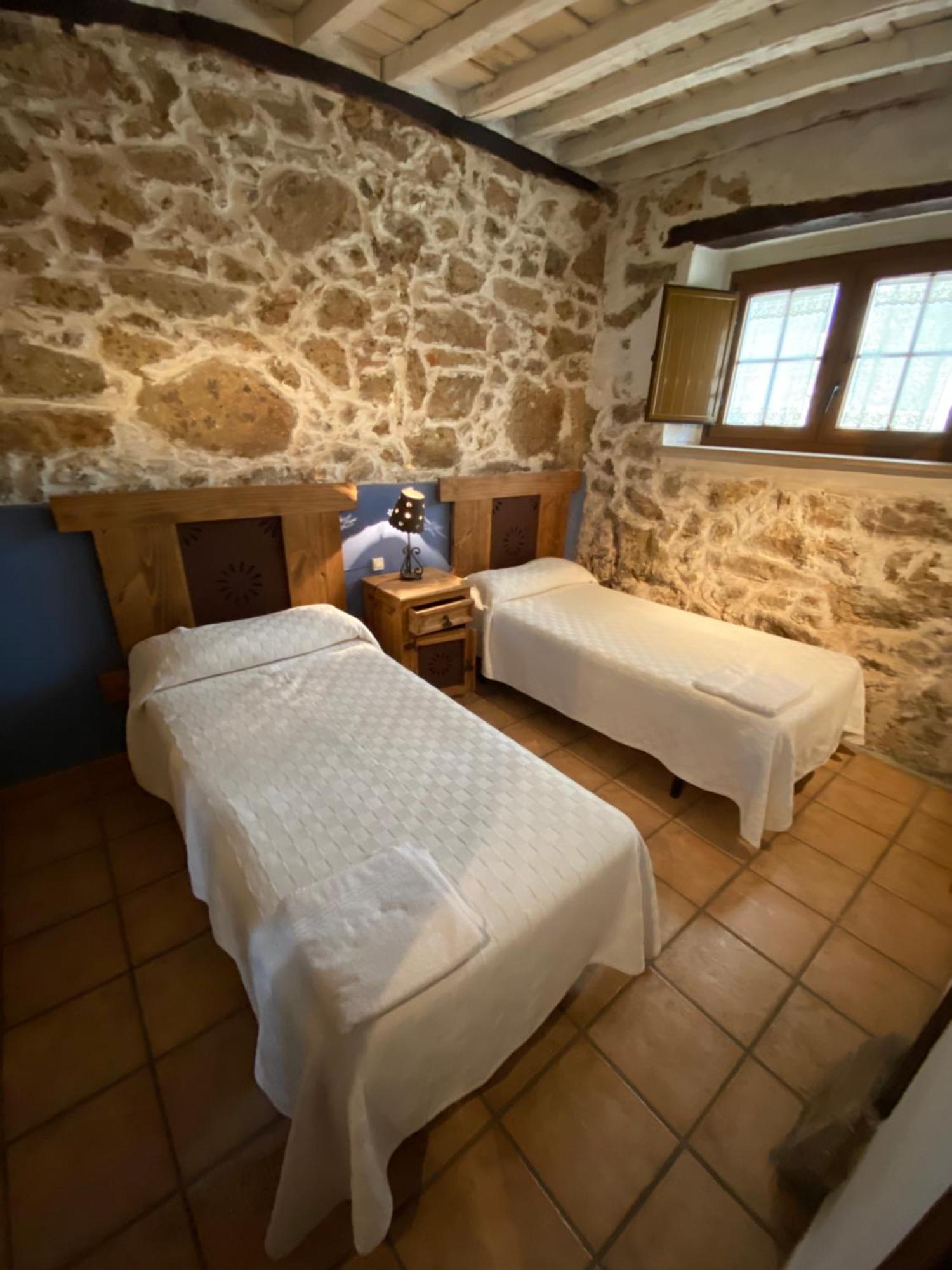 Apartamentos Rurales La Antigua Fonda 坎德拉里奥 外观 照片
