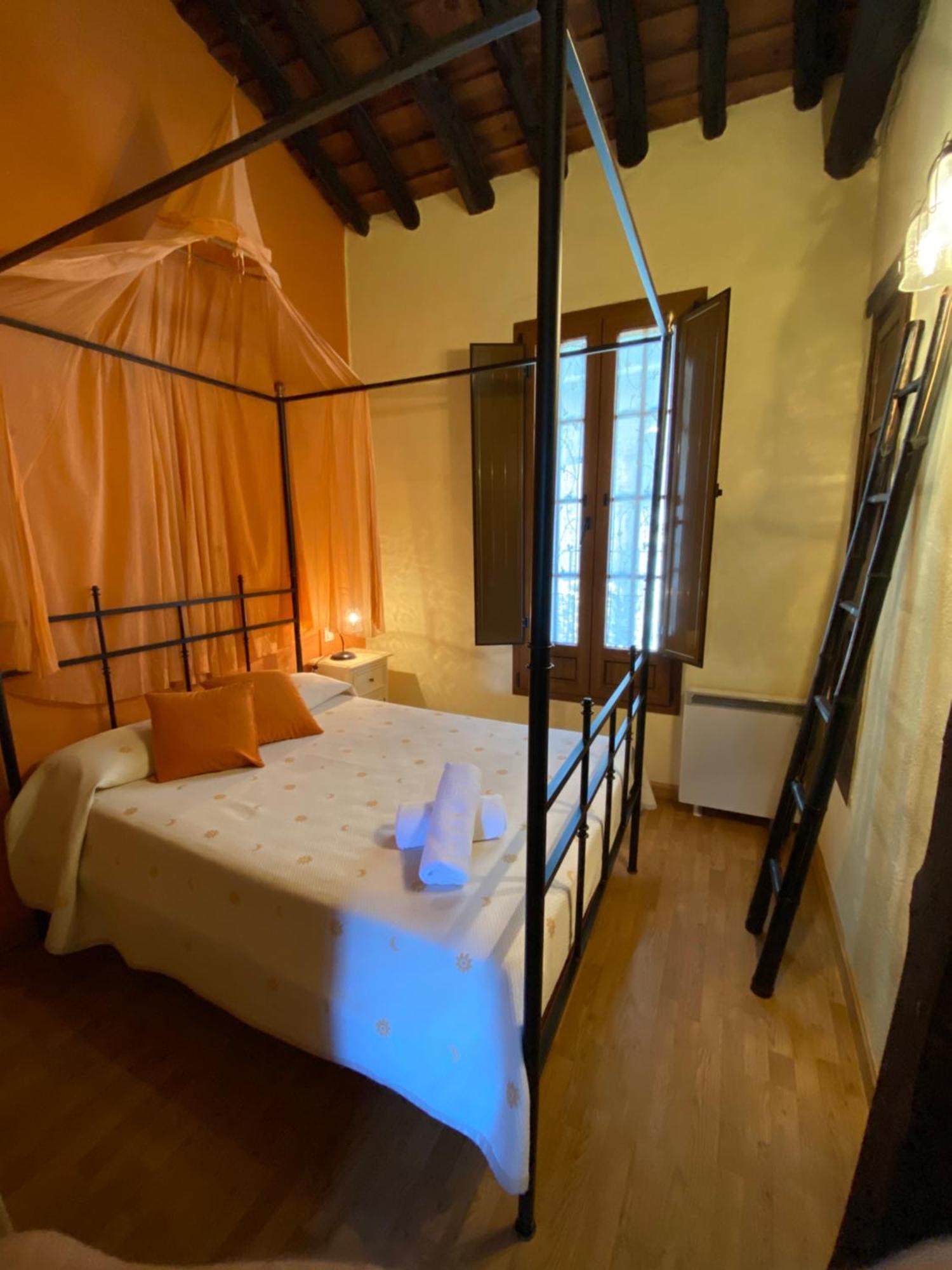 Apartamentos Rurales La Antigua Fonda 坎德拉里奥 外观 照片